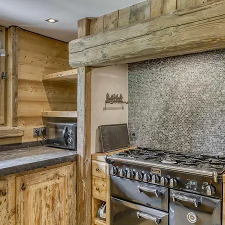 Duplex 3 à Avec Cheminée Et Parking - Fr-1-453-216